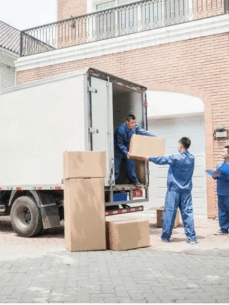 Movers in Dubai